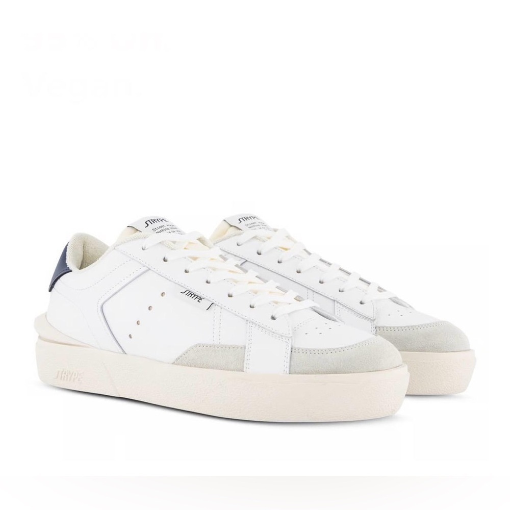 Strype Men’s Casual White Sneakers - NEW